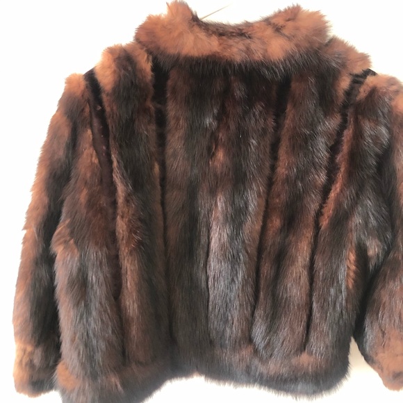 Vintage | Fur Coat - Picture 6 of 8
